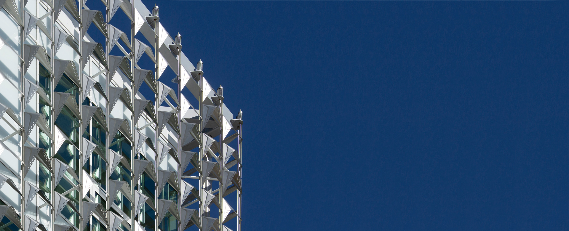 Großansicht Fassade Harvard University SEC mit lichtlenkender Funktion.
